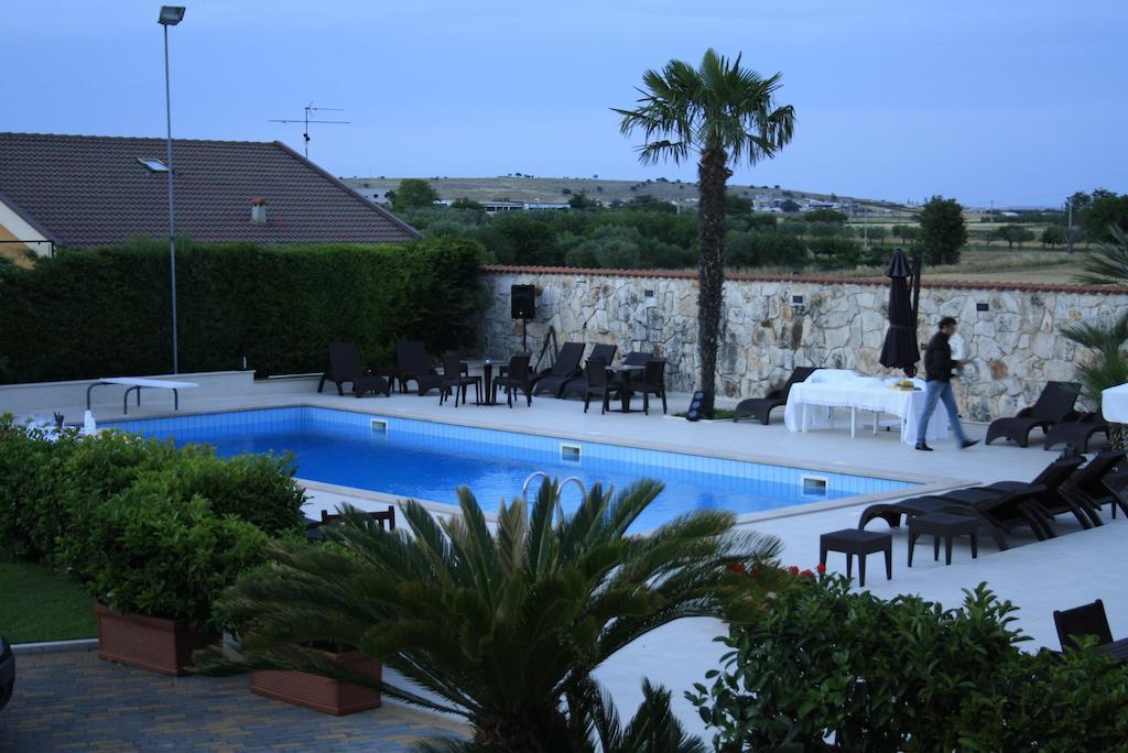 Villa Genny Altamura Exterior photo